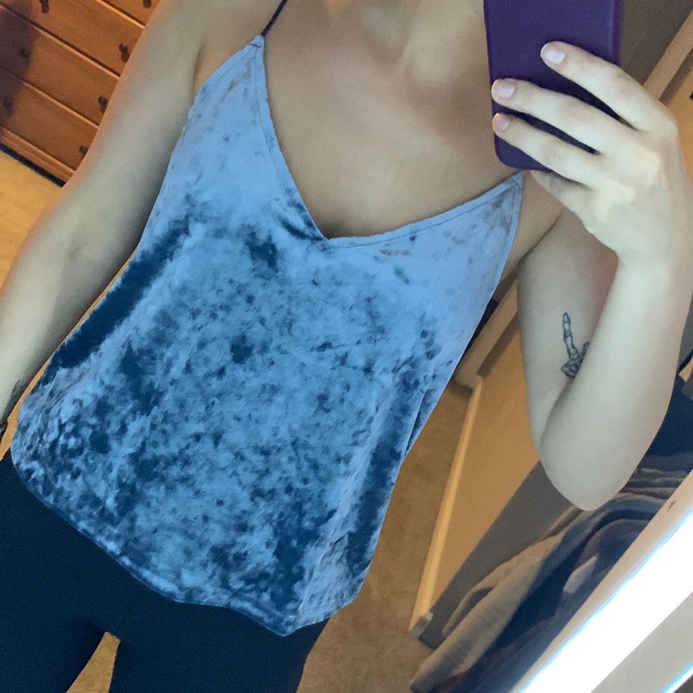 Set of 2 blue and pink crushed velvet tank tops